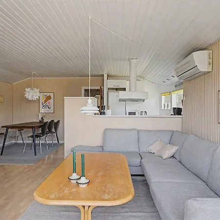 Сasa de vacaciones Helwigh - 330m From The Sea By Interhome